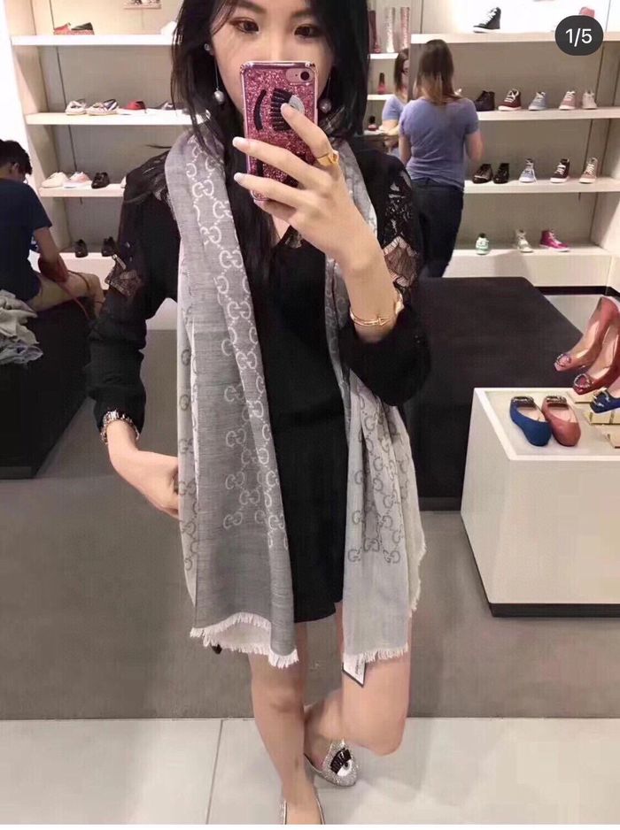 Gucci Scarf G00125