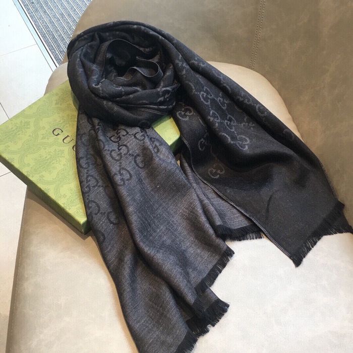 Gucci Scarf G00126