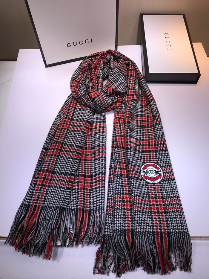 Gucci Scarf G00128