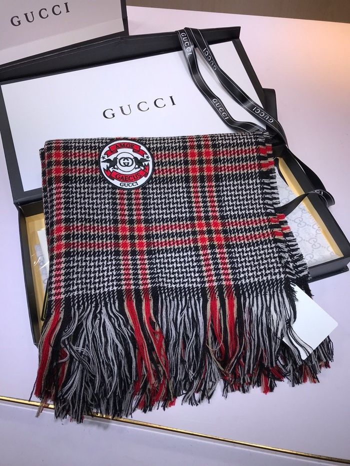 Gucci Scarf G00128