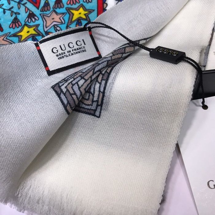 Gucci Scarf G00131