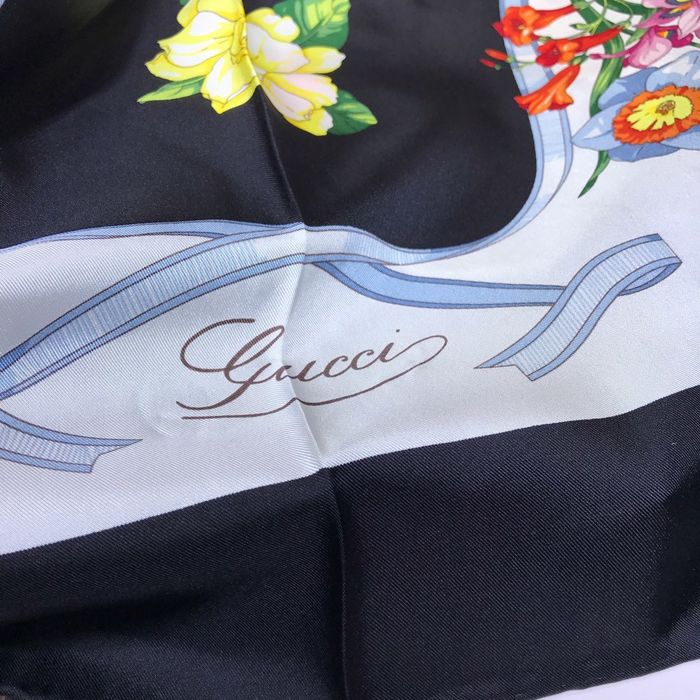 Gucci Scarf G00133