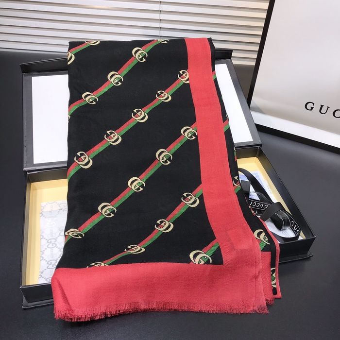 Gucci Scarf G00135