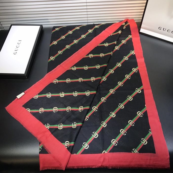 Gucci Scarf G00135