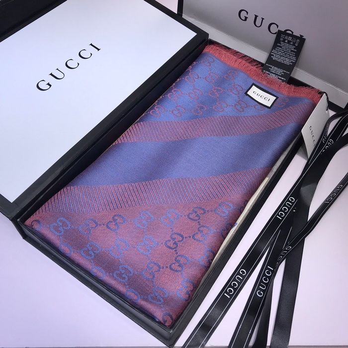 Gucci Scarf G00142