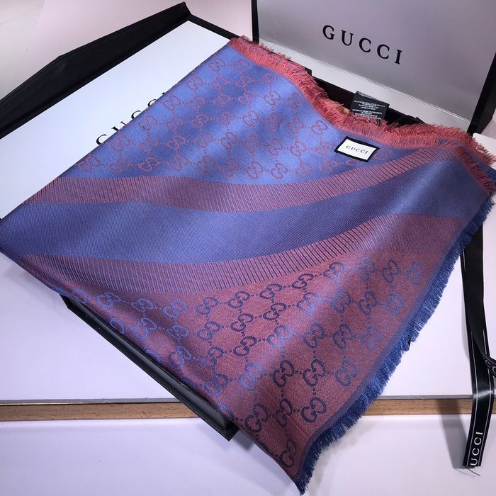 Gucci Scarf G00142