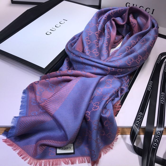 Gucci Scarf G00142