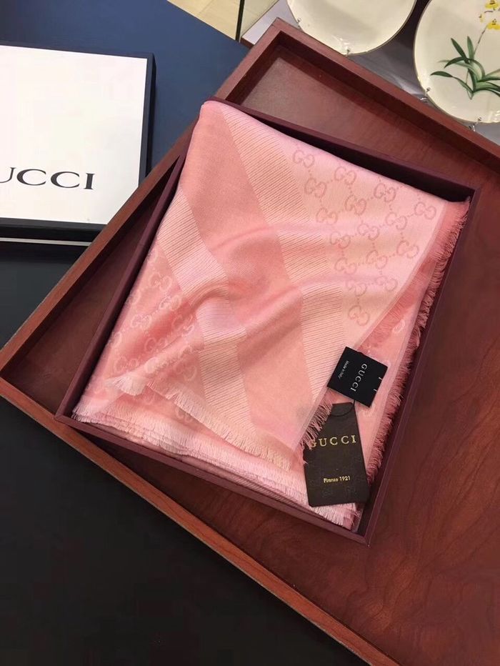 Gucci Scarf G00145