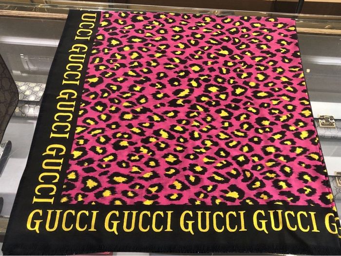 Gucci Scarf G00146