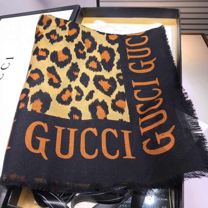 Gucci Scarf G00148