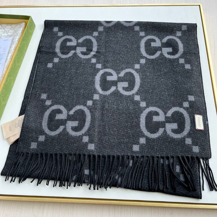 Gucci Scarf G00156