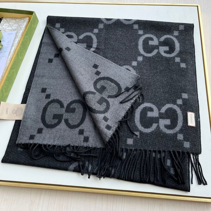 Gucci Scarf G00156