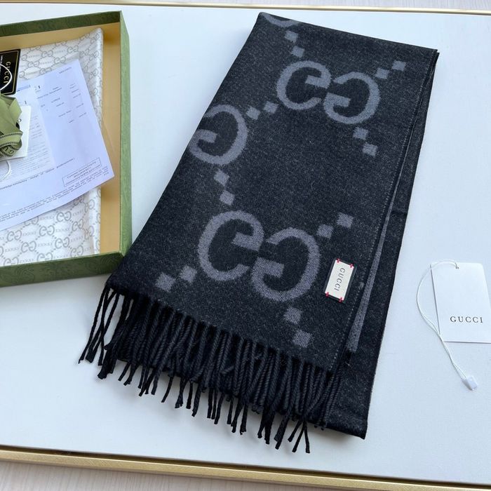 Gucci Scarf G00156