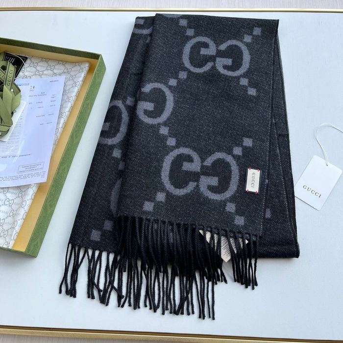 Gucci Scarf G00156