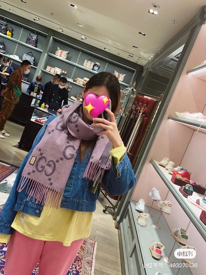 Gucci Scarf G00157