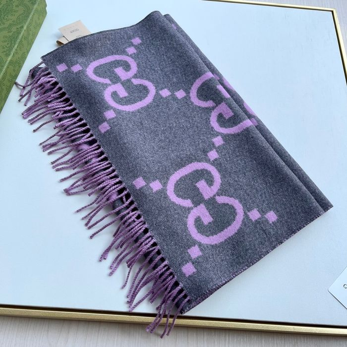 Gucci Scarf G00157