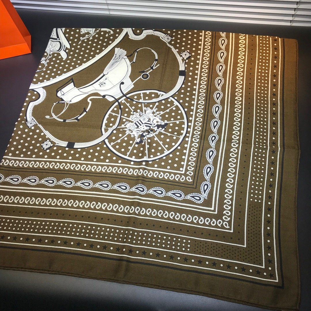 Hermes Scarf H00040