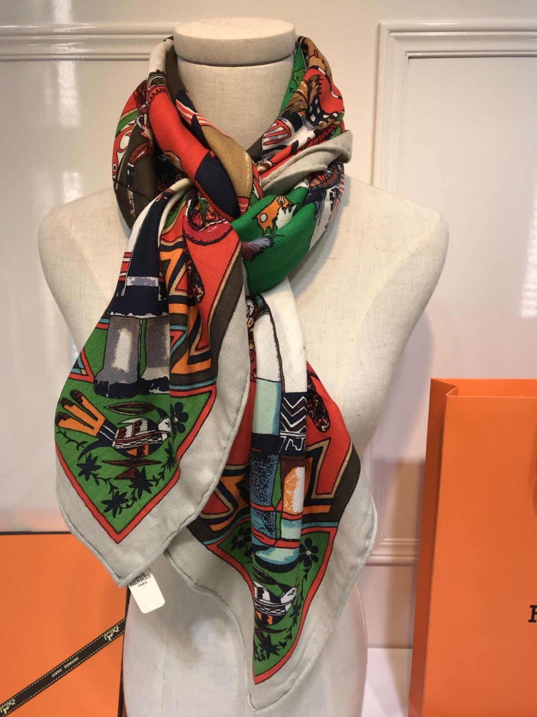 Hermes Scarf H00043