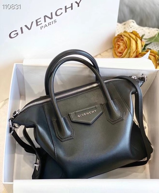 GIVENCHY Original Leather Shoulder Bag 63188 black