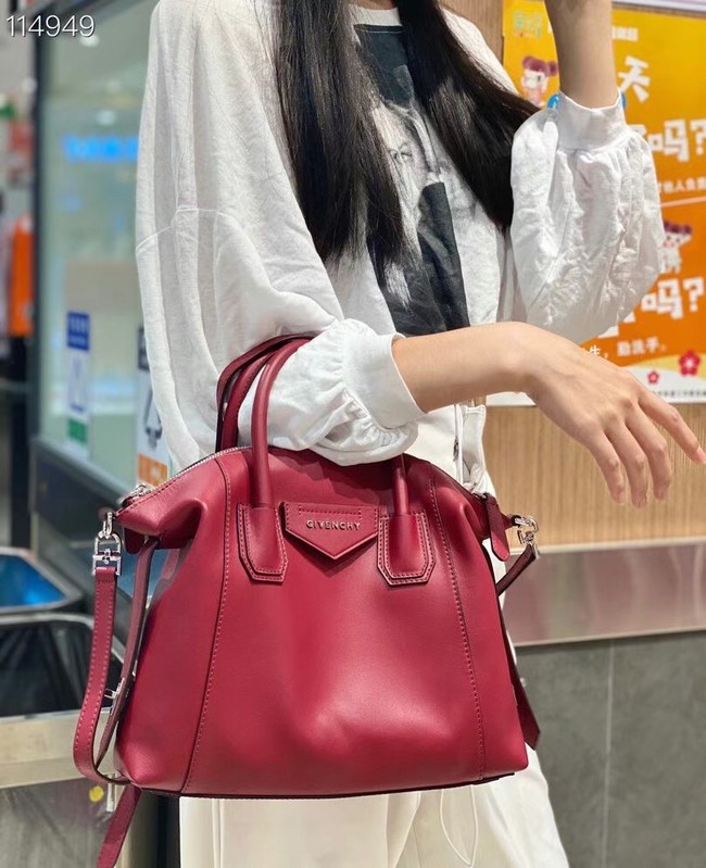 GIVENCHY Original Leather Shoulder Bag 63188 red