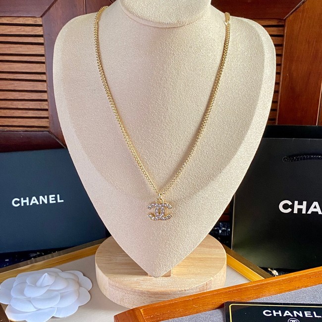 Chanel Necklace CE7370