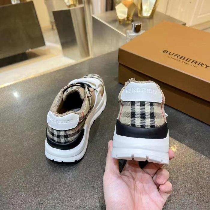 Burberry shoes BU00011