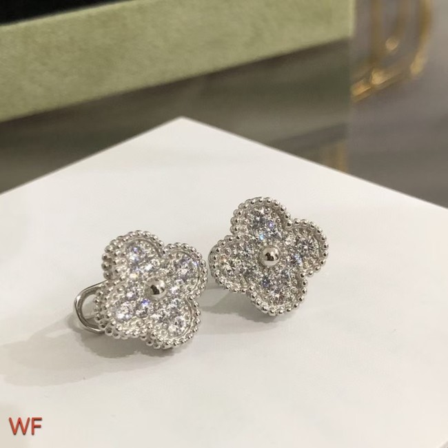 Van Cleef & Arpels  Earrings CE7499