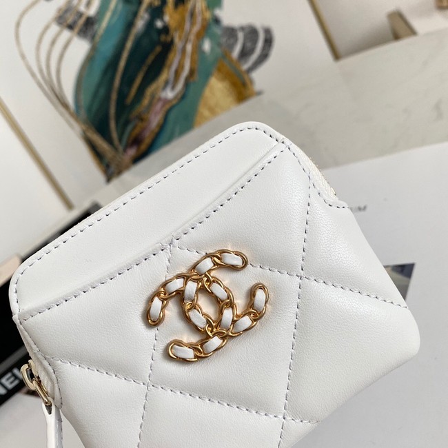 Chanel 19 Zip Card bag 82086 white