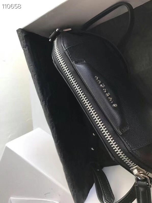 GIVENCHY Original Leather Shoulder Bag 1870 black