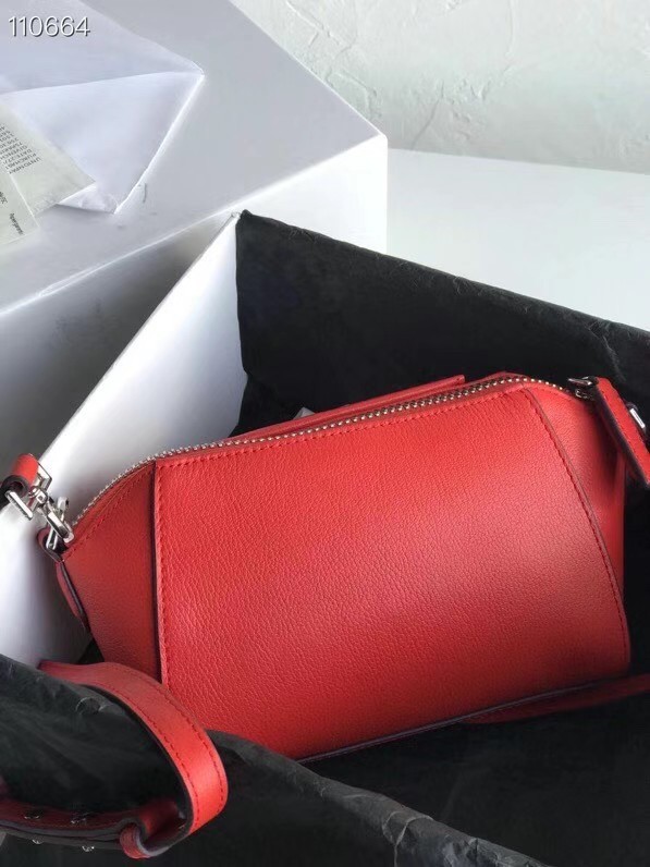 GIVENCHY Original Leather Shoulder Bag 1870 red