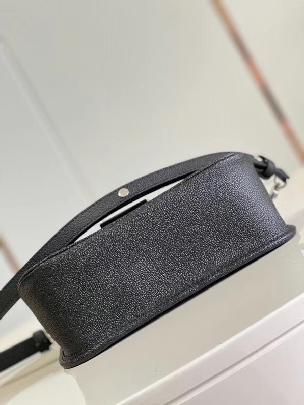 Louis Vuitton BUCI M59457 Black