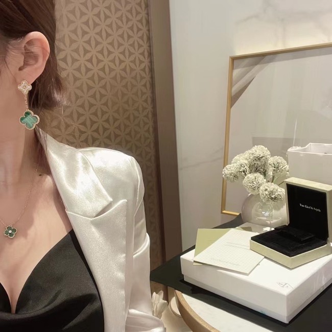 Van Cleef & Arpels Earrings CE7511