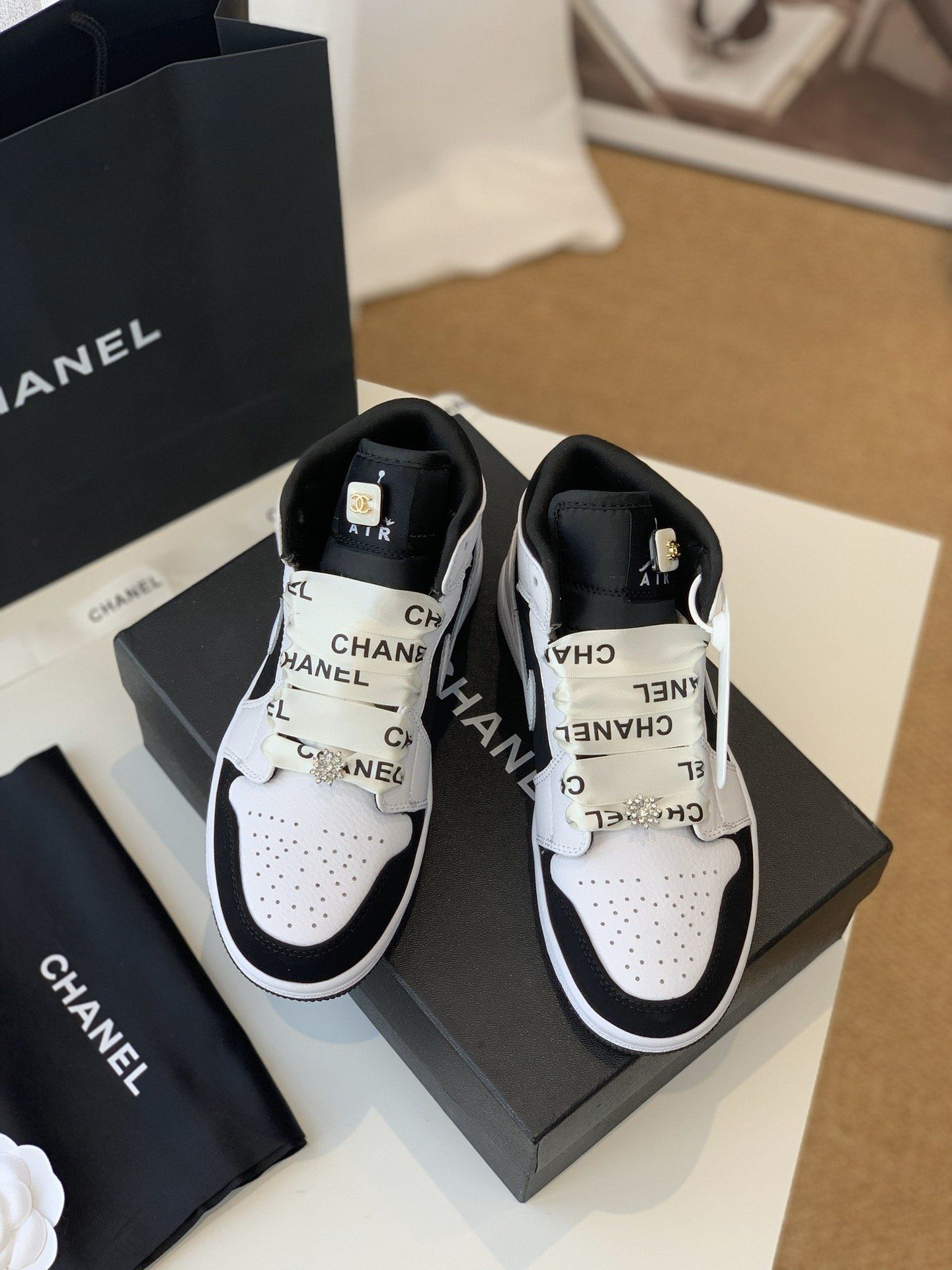 Chanel shoes CH00197