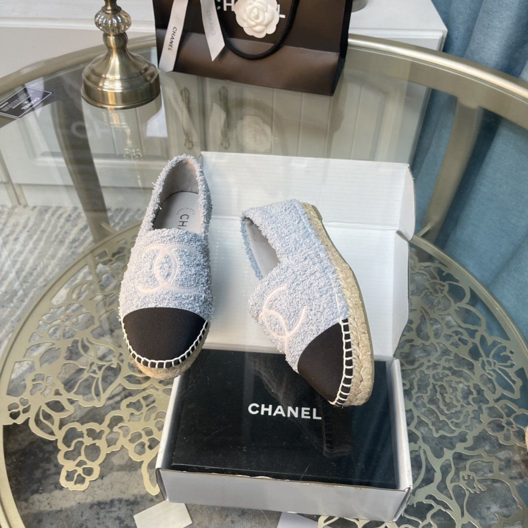 Chanel shoes CH00220