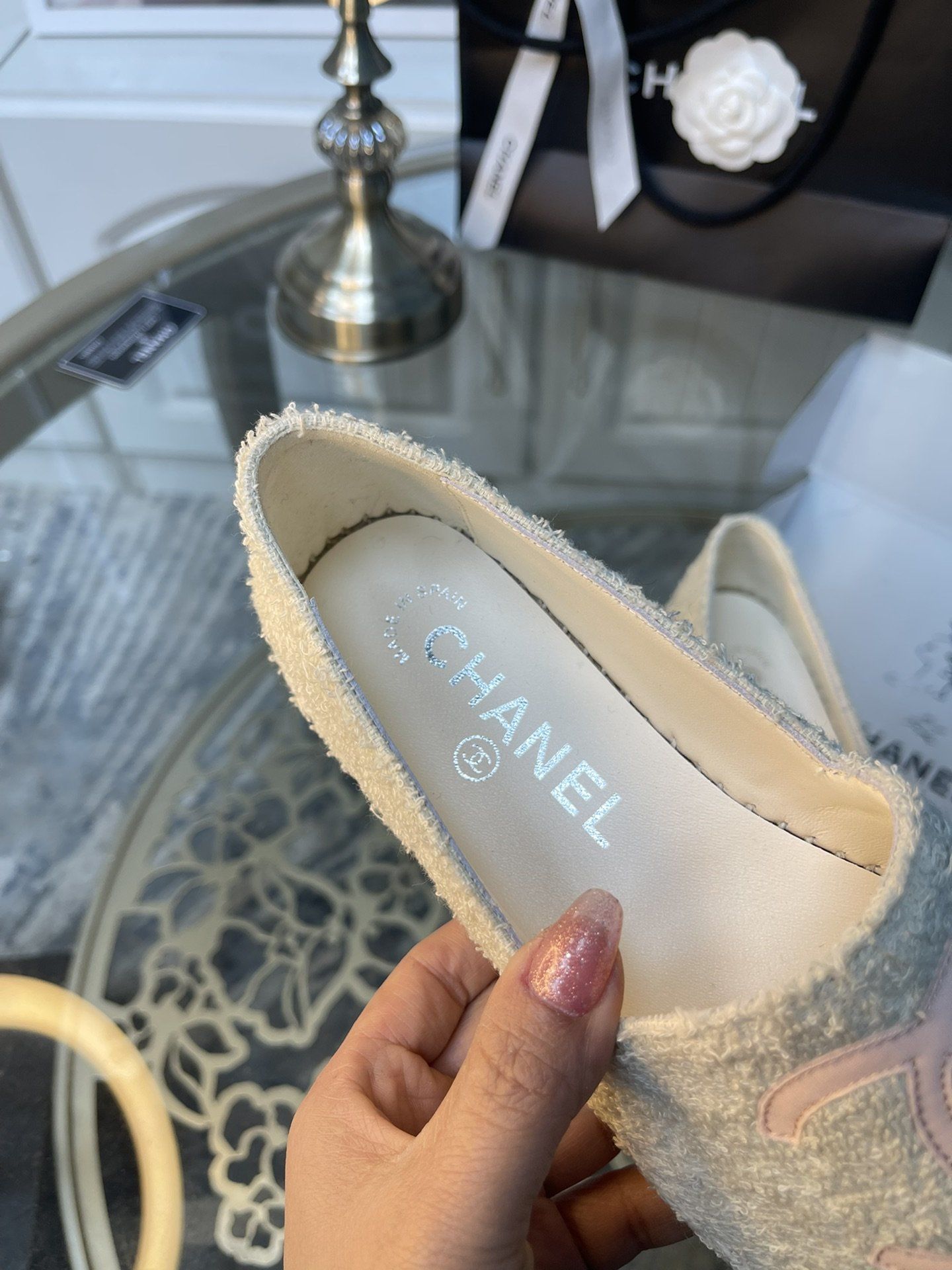 Chanel shoes CH00221