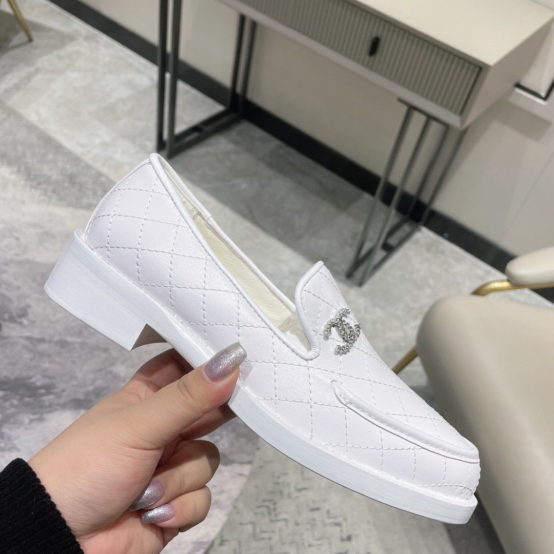 Chanel shoes CH00230