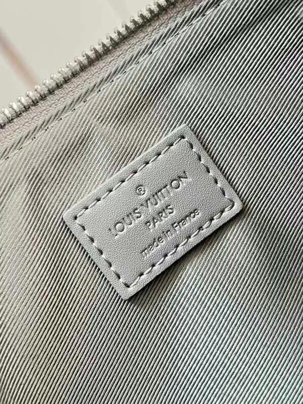 Louis Vuitton POCHETTE VOYAGE M69837 gray