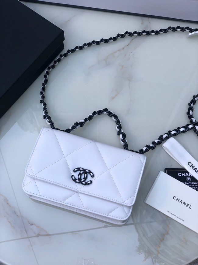 Chanel 19 Classic Sheepskin Leather Chain Wallet AP0957 white& black-Tone Metal