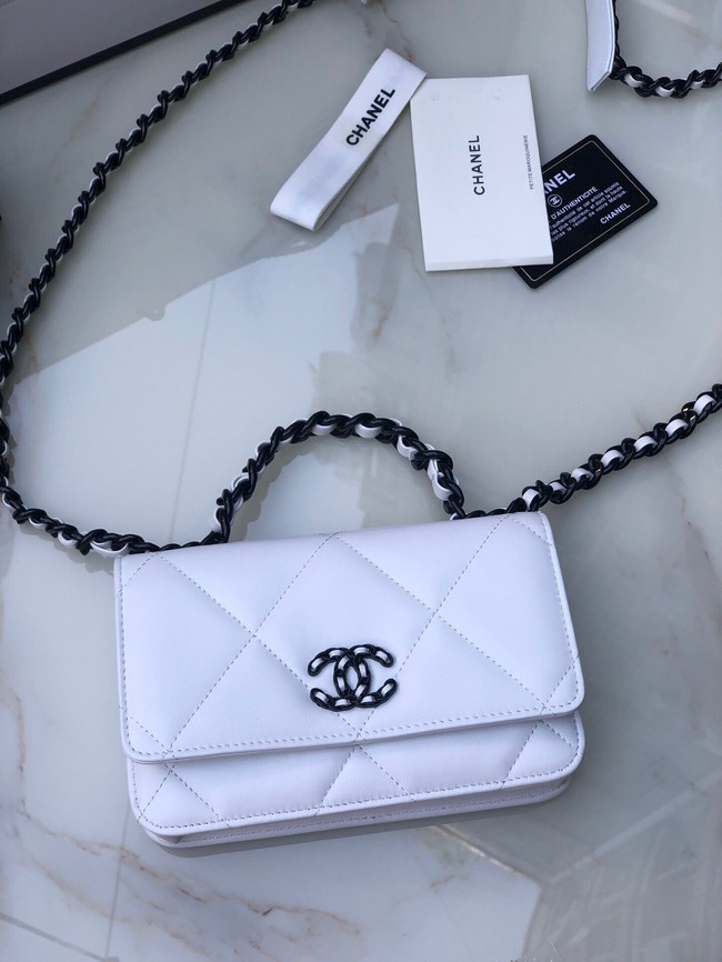 Chanel 19 Classic Sheepskin Leather Chain Wallet AP0957 white& black-Tone Metal