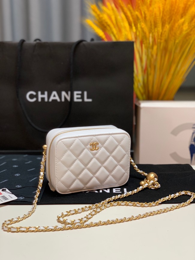 Chanel Lambskin camera bag AS2463 white