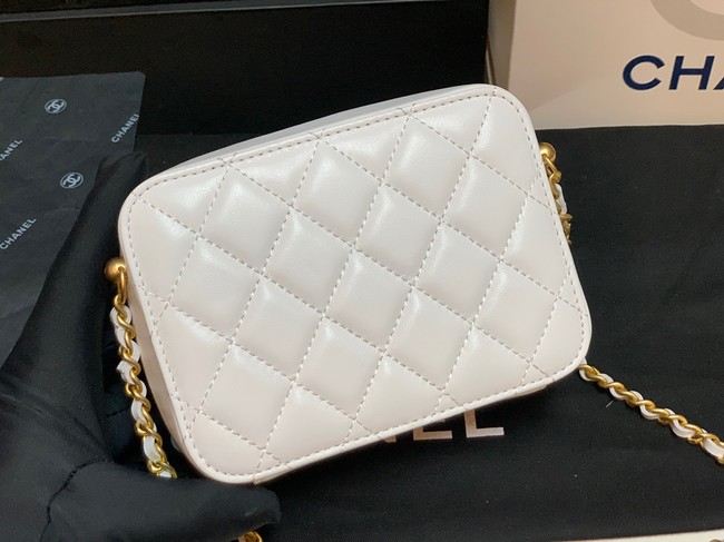 Chanel Lambskin camera bag AS2463 white