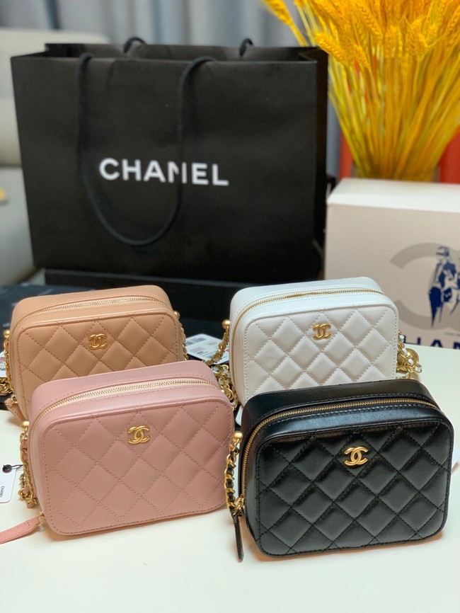 Chanel Lambskin camera bag AS2463 white