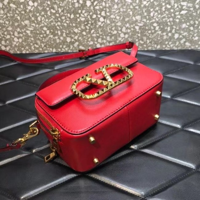 VALENTINO GARAVANI Rockstud Alcove small grain calf leather 2B0058 red