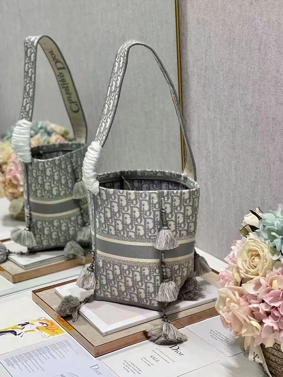 Dior Bubble Maple Leaf Embroidered Bucket Bag C1076 gray