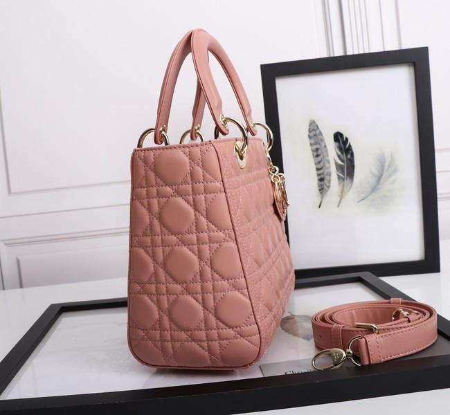 MEDIUM LADY DIOR BAG Cannage Lambskin M0565E Cherry Blossom powder