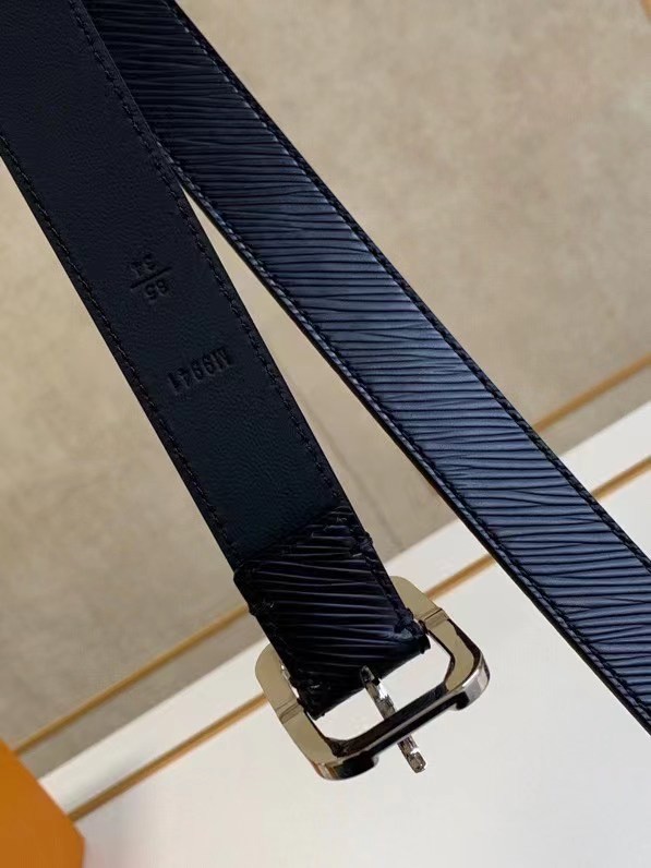 Louis Vuitton 25MM BELT 0230