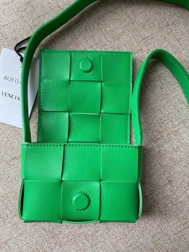 Bottega Veneta CASSETTE Mini intreccio leather cross-body bag 666688 Parakeet