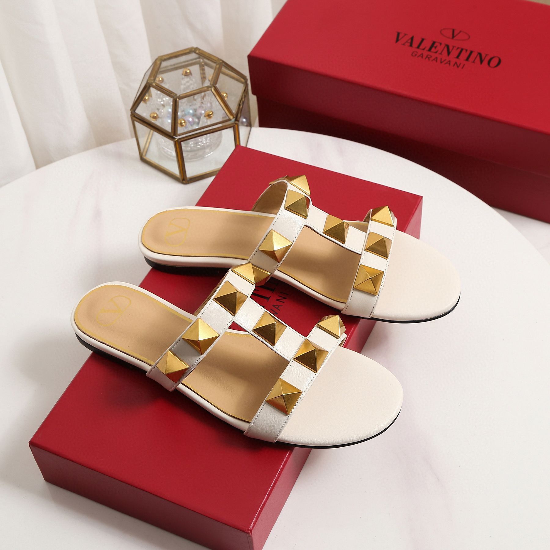 Valentino Slippers Shoes V62318