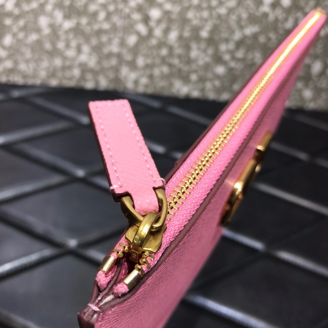 VALENTINO GARAVANI Stud Sign Grained Calfskin clutch bag 0620 pink