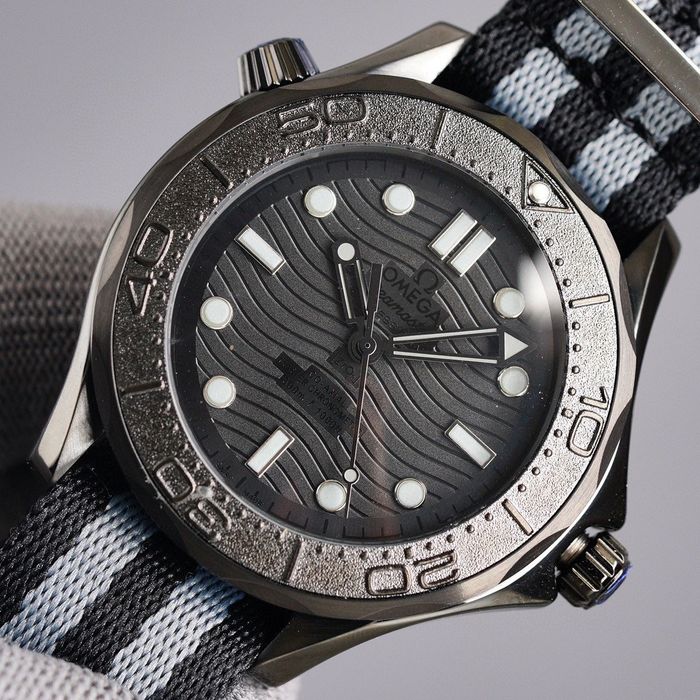 Omega Watch OMW00041